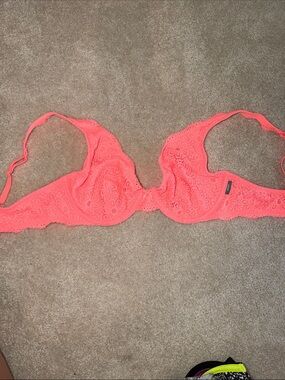 aerie Coral Lace Underwire Bra